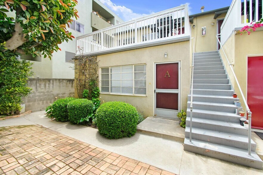 Building Photo - 844 2nd St