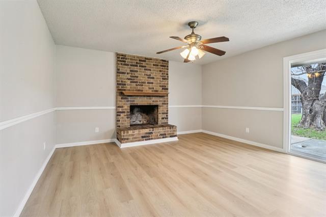 Building Photo - 413 Glenhaven Dr