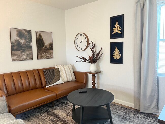 Building Photo - Rocky Court