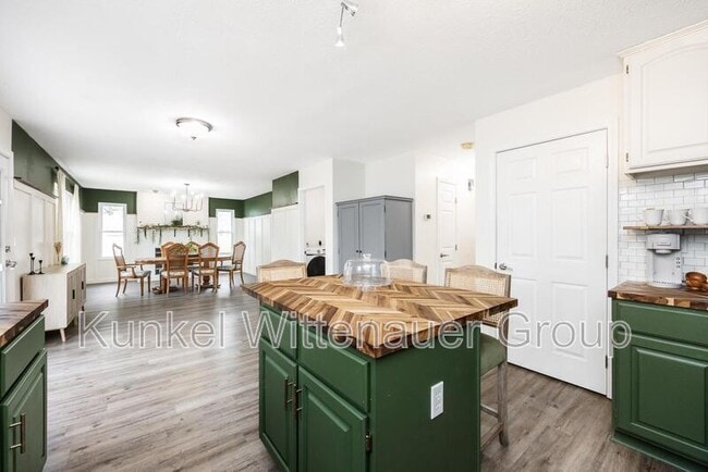 Building Photo - 1109 Danzig Dr