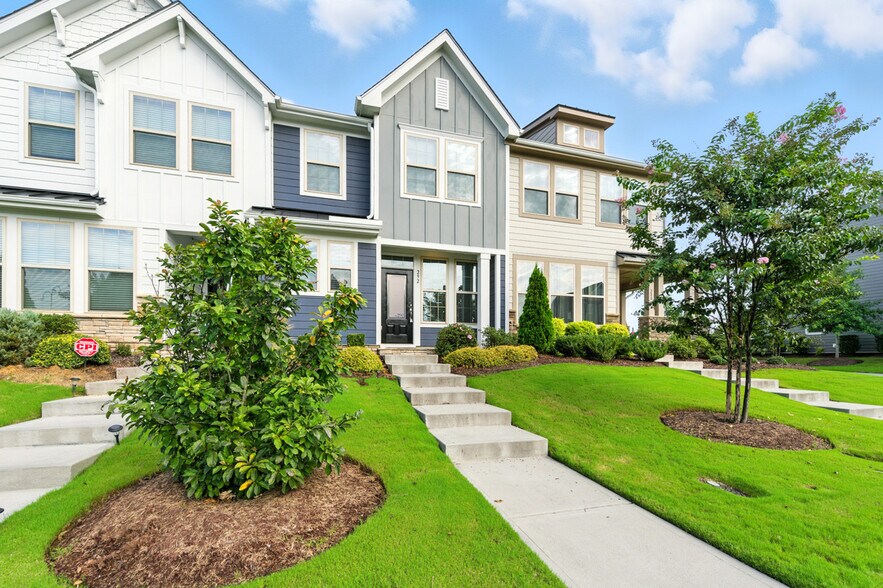 Building Photo - 292 Douglas Falls Dr