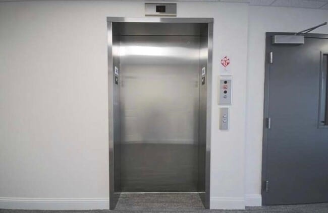 Building Photo - 693 Western Ave