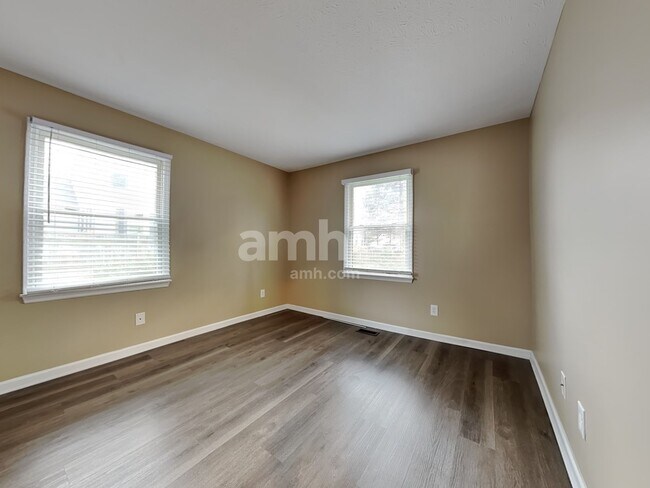 Building Photo - 510 Arlington Dr