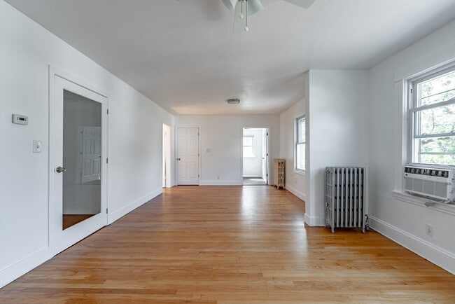 Building Photo - 120 Hillside Ave
