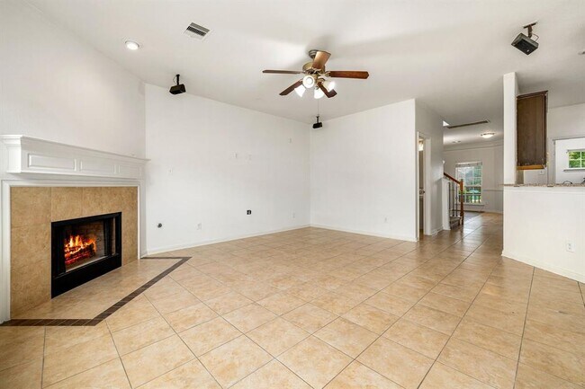 Building Photo - 9415 Herons Grove Ln