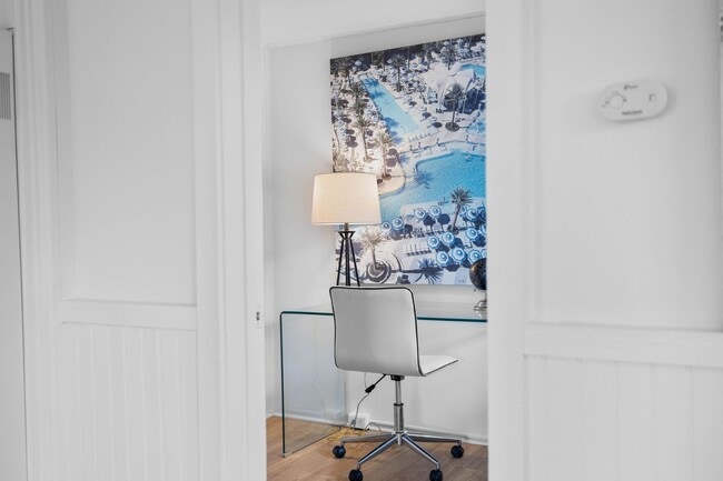 Building Photo - 344 Bonair St