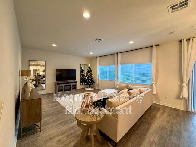 Building Photo - 30411 Ridgecrest Rd