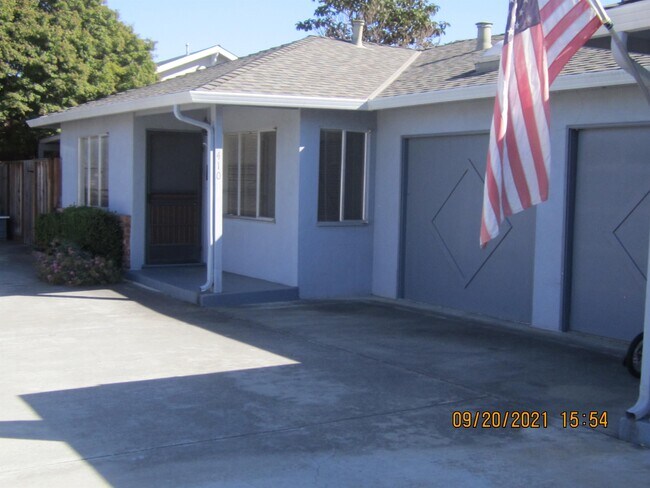 Building Photo - 408 Flora Vista Ave