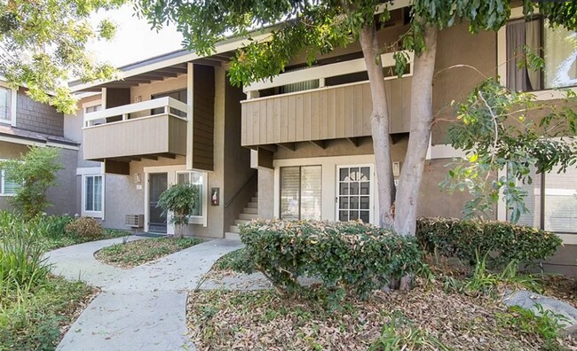 Building Photo - Move-In Ready 2BR | Fresh Paint | Unfurnished & Ready for Your Style