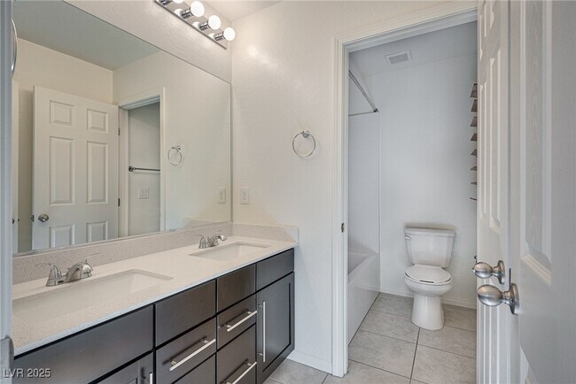 Building Photo - 12517 Blissful Sky St