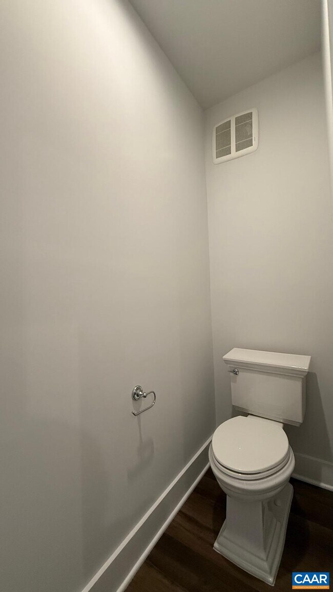 Building Photo - 608 Noush Ct