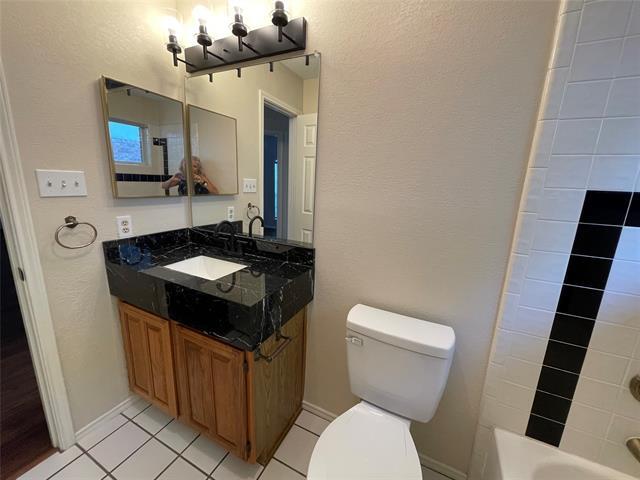 Building Photo - 2149 Willowood Dr