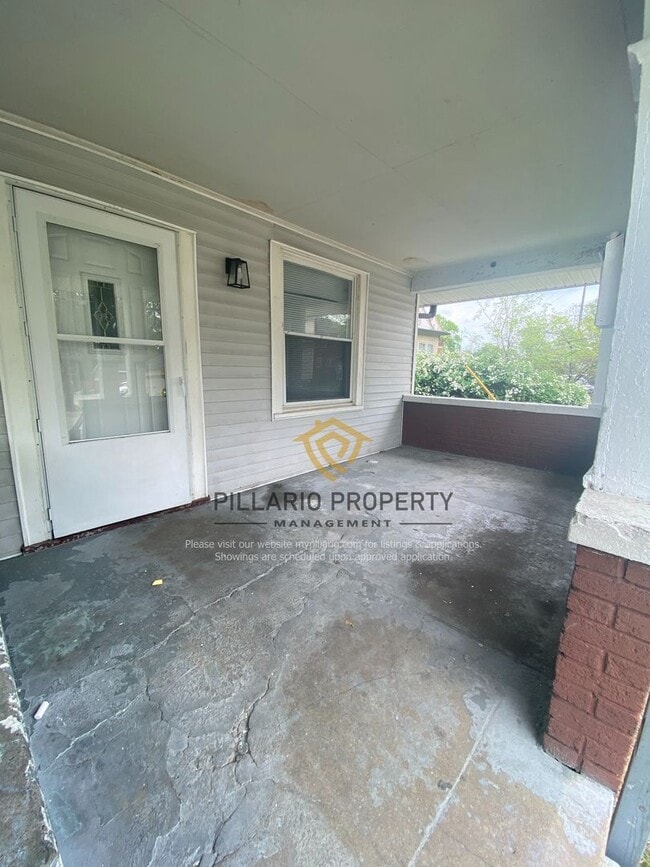 Building Photo - 916-918 Fairfield Ave