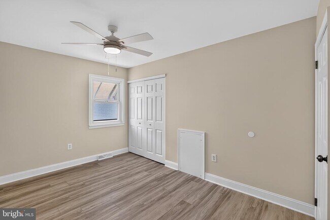 Building Photo - 9312 Edmund St