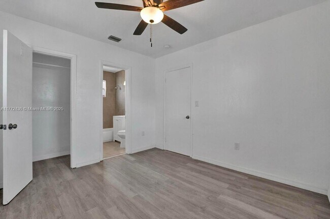 Building Photo - 3056 NW 78th St