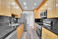 Building Photo - 5412 Lindley Ave