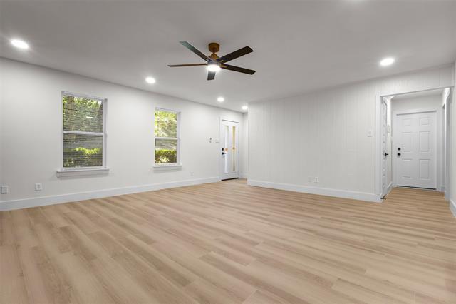 Building Photo - 235 Softwood Dr