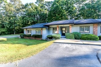 Building Photo - 3 Cortez Ln