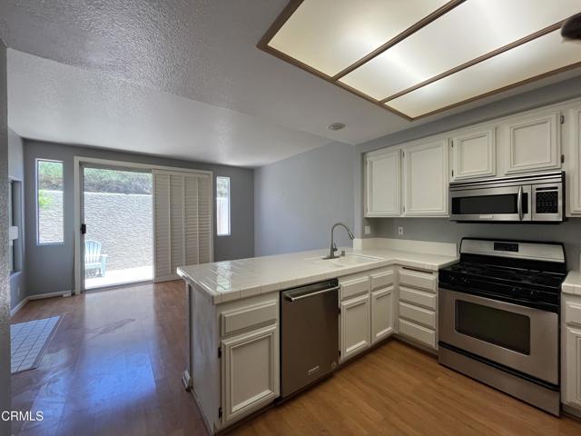 Building Photo - 2141 Triador St