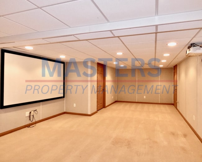 Building Photo - For Lease