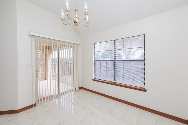 Building Photo - 407 Cinnamon Teal Loop