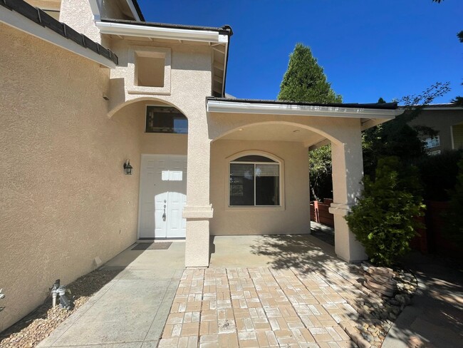 Building Photo - 1535 Via Arroyo