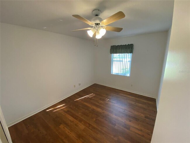 Building Photo - 26840 Racquet Cir