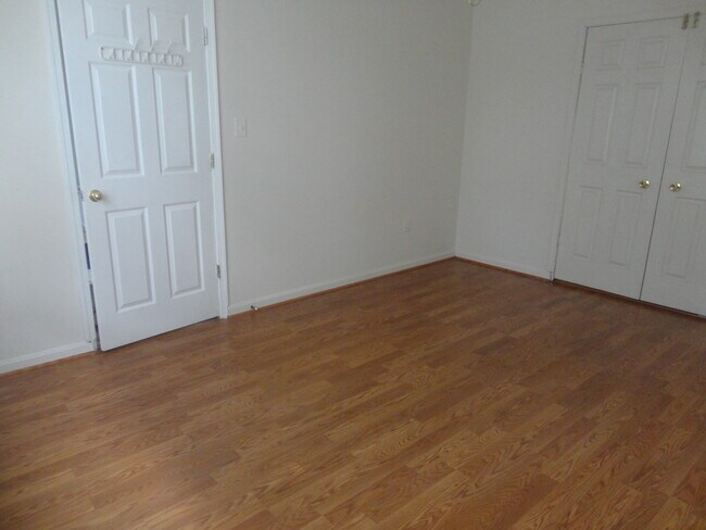 Building Photo - 8114 Pepper Ridge Way