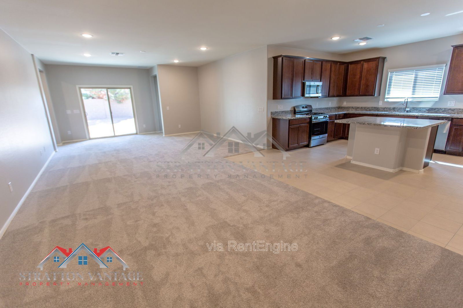 Building Photo - 495 E Rio Pl