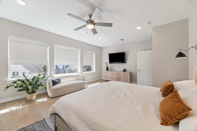 Building Photo - 6609 Basal Woods Way