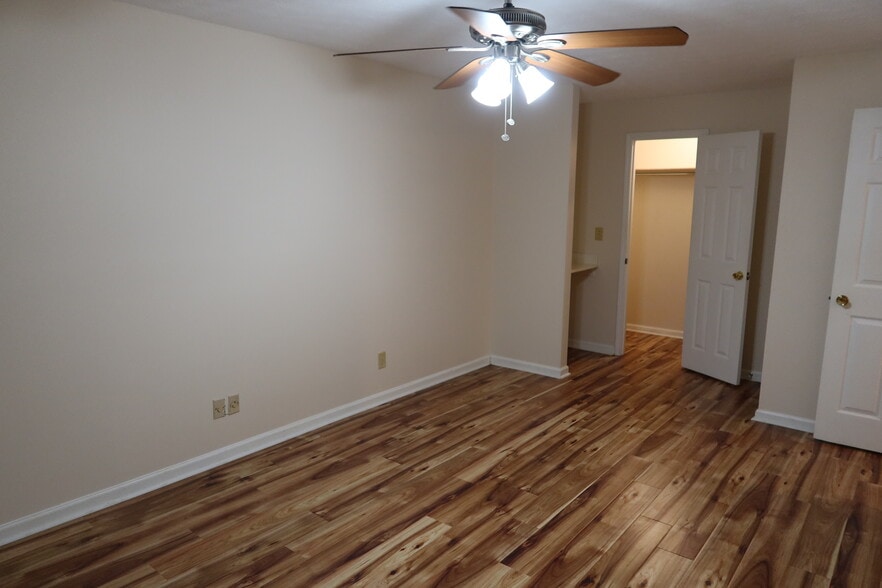 Master Bedroom - 1325 Weatherstone Way NE