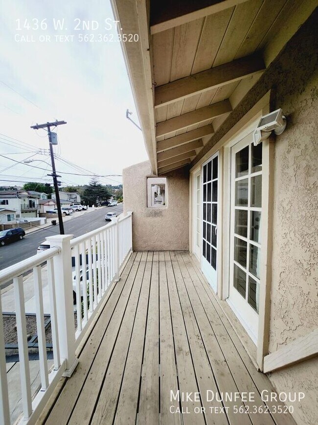 Building Photo - 1436 W 2nd St