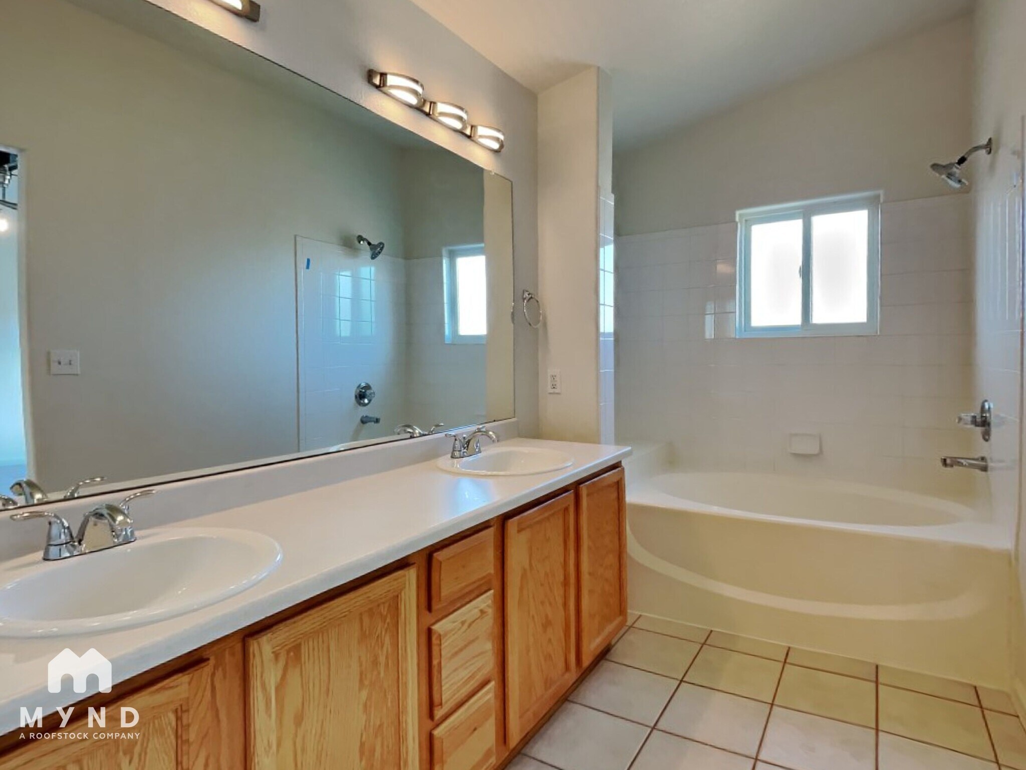 Building Photo - 5965 S Waco St