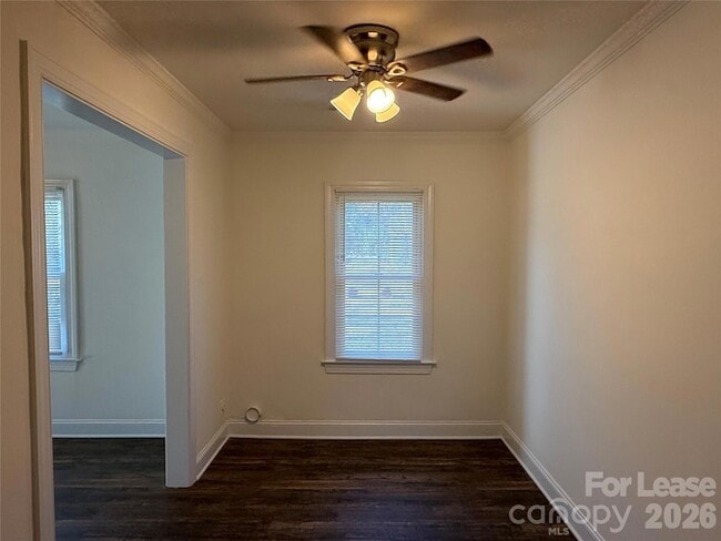 Building Photo - 2203 Highland St