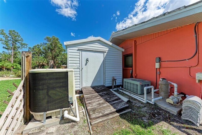 Building Photo - 27192 San Marino Dr