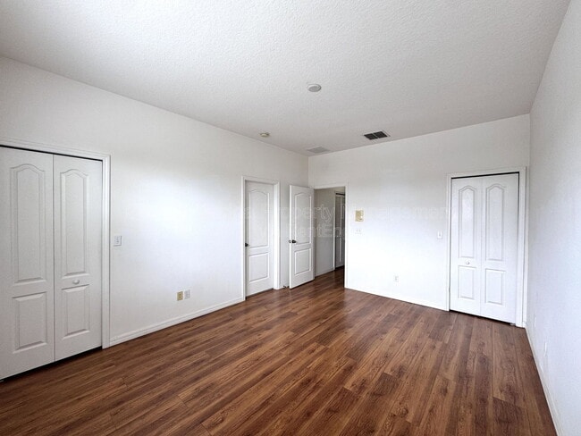 Building Photo - 10735 Savannah Wood Ct