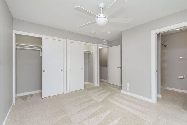 Building Photo - Lovely 3 Bedroom 2.5 Bath Townhome Steps From The Monon!