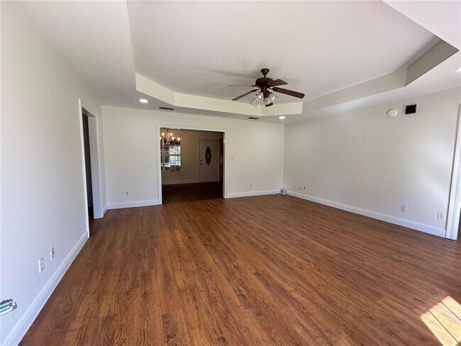 Building Photo - 7750 Smith Rd