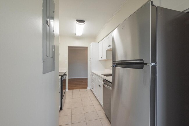 Building Photo - 1509 Regency Woods Rd