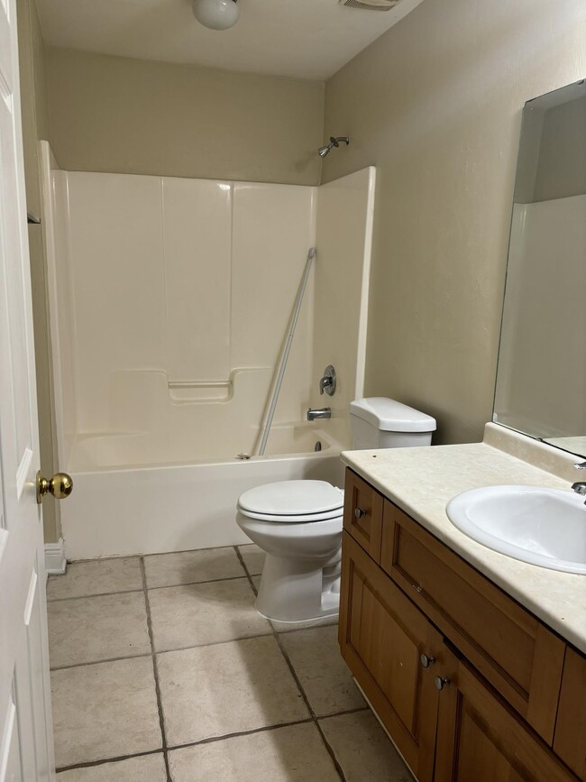 Building Photo - 3377 Sawtooth Dr