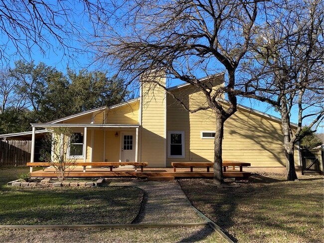 Building Photo - 8901 Sparkling Creek Dr