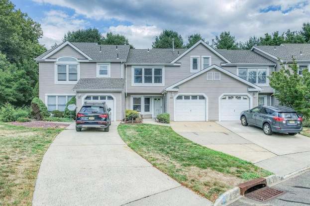 Primary Photo - 166 Stults Ln