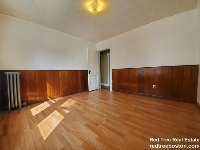 Building Photo - 31 Lyman Ave