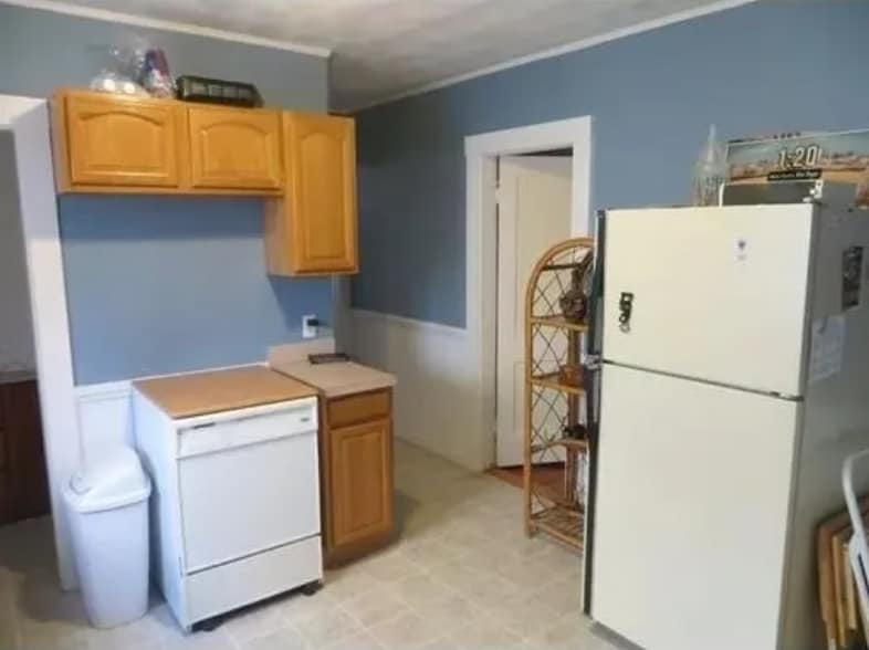 Primary Photo - 17 Stanley Ave