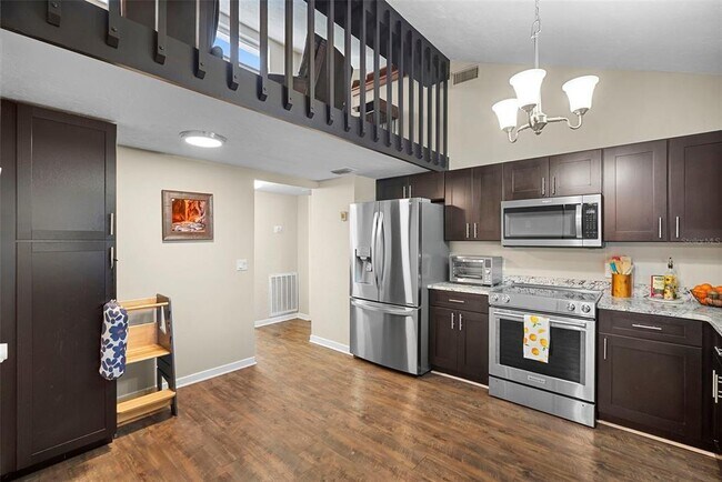 Building Photo - 402 72nd St NW