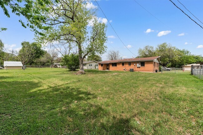 Building Photo - 308 Catalina Dr