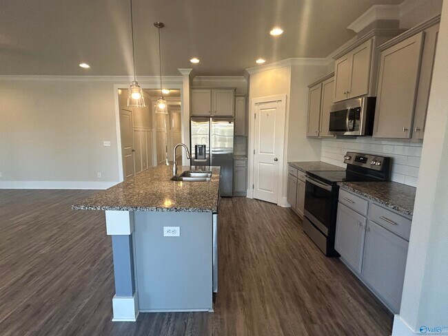 Building Photo - 177 Cherry Laurel Dr