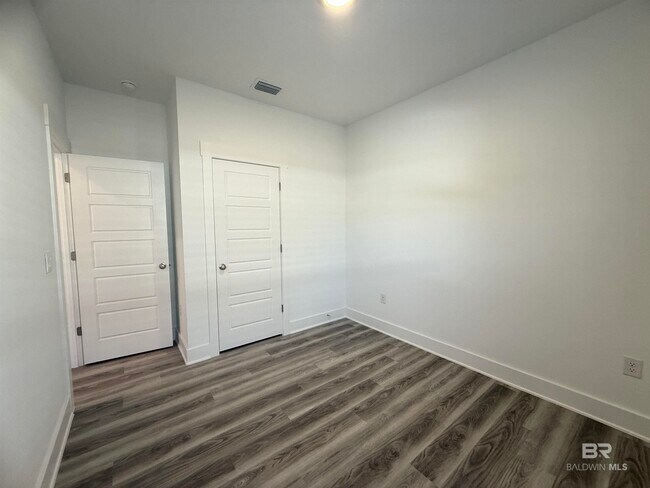 Building Photo - 408 Meriwether Ct