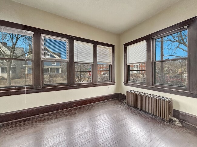 Building Photo - 3101 Dupont Ave S