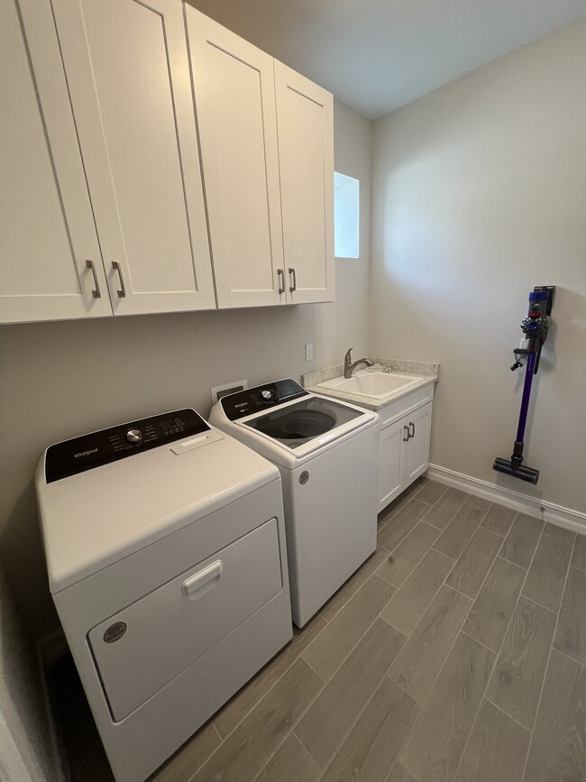 Laundry room - 540 Polihale Way